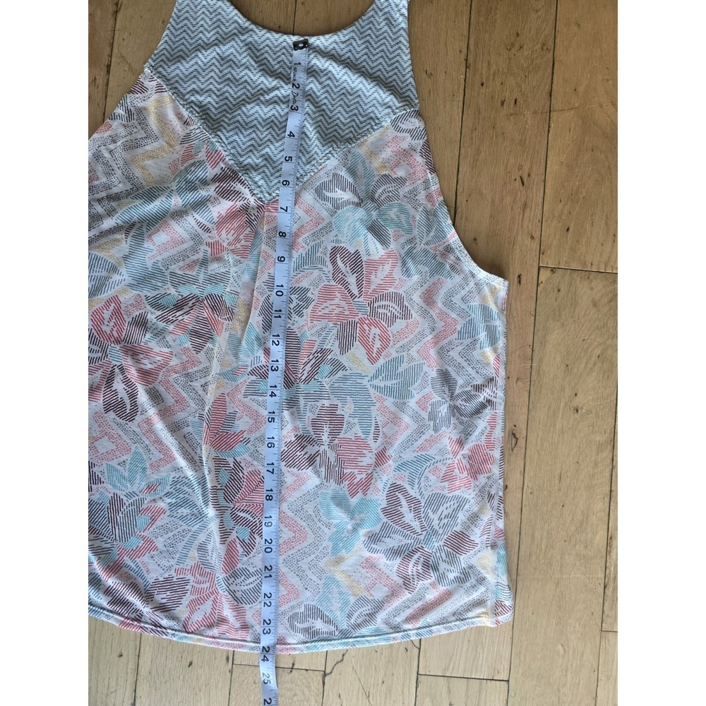 prAna Valentina Tank Top High Neck Crossover Split Back Boho Floral Large Yoga - Picture 3 of 6